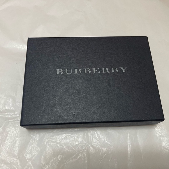 Burberry Wallet - Picture 8 of 14